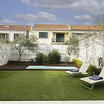 Restelo Oasis By Clamaretreats