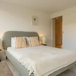 Restelo Oasis By Clamaretreats *